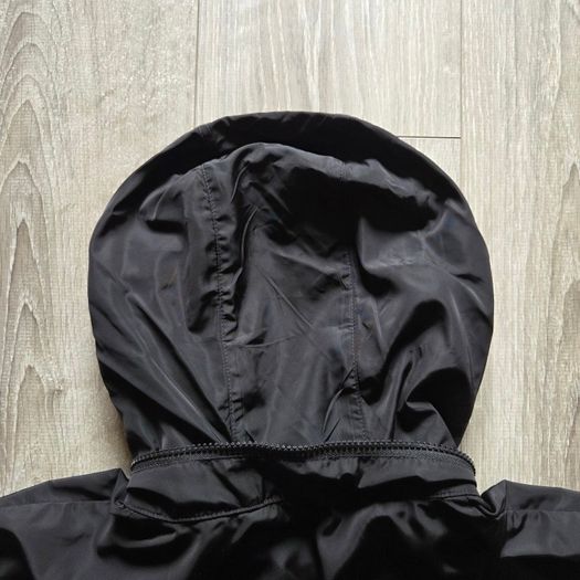 Black, cropped zip-up windbreaker jacket ZARA size 10