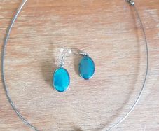 Elegant jewellery set