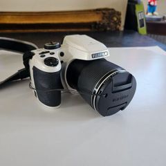 Fujifilm Finepix S8200 digital camera
