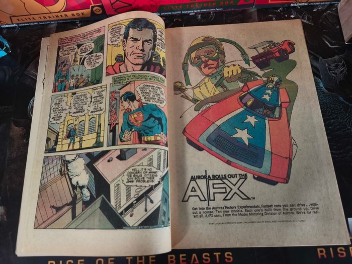 Superman ! Issue #240 ! Wonder Woman Appears ! Bronze Age Comic from 1971 ! by DC Comics !