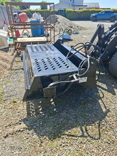 Stone rake bucket