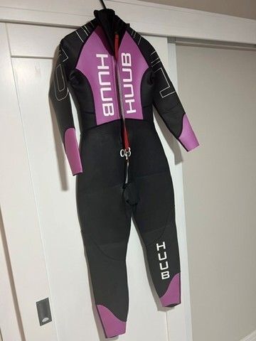 Wetsuit - Womens Small