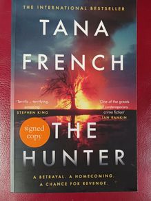 Tana French/ The Hunter / Signed,2024