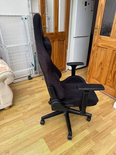 Gaming chair
