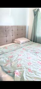King size ottoman bed