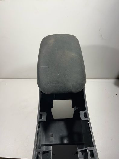Arm Rest Nissan Leaf 2015 A1l1.