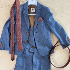 Marc Darcy communion suit and converse
