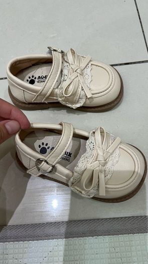 kids shoes flat
