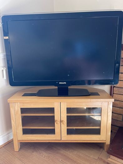 Oak corner TV Unit
