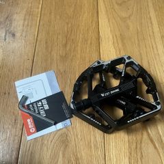 MTB pedals