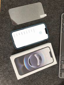 iPhone 16e mint condition - unlocked