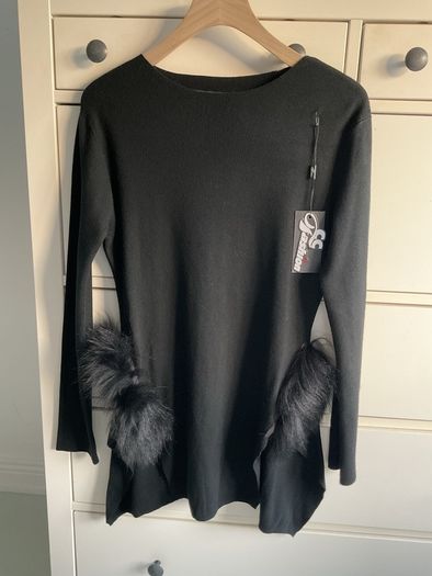 jumper black long statement jumper with fur sides detail and side slits cc fashion l/xlarge