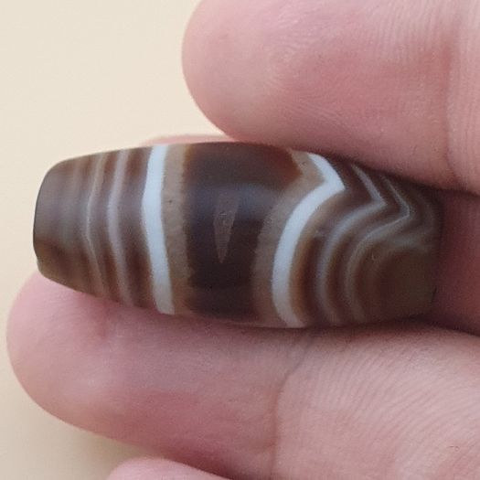 Vintage Middle Eastern Yemeni Suliemani Natrual Eye Agate Bead Amulet