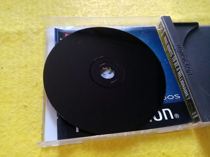 Who wants to be a millionaire PlayStation1 Ps1 PlayStation 2 ps2 games Original