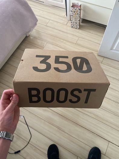 mens trainers Yeezys