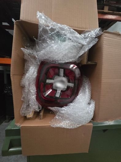 Dacia duster Tailight Drivers side