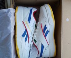 Reebok size 4 uk kids