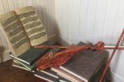 Musical Violin Theme Table