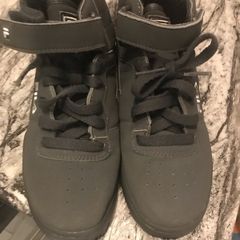boys fila high top runners