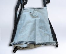 One tonne bag  86cm x 86cm x 86cm single trip 5:1