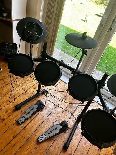 electric drum kit