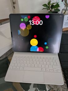 iPad pro 12.9" 6th gen 512 GB M2  + box + 2 keyboards