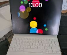 iPad pro 12.9" 6th gen 512 GB M2  + box + 2 keyboards