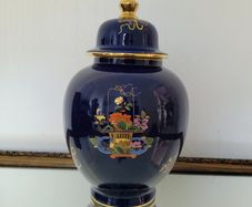 1920s handpainted "Wilton Ware" ginger jar