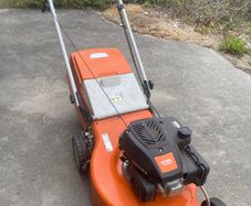 Stihl rm253t lawnmower