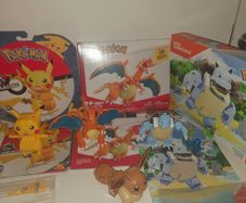 Pokemon Building Sets Lot Pikachu, Charizard, Blastoise + Eevee
