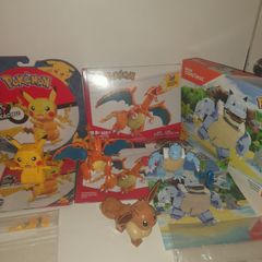 Pokemon Building Sets Lot Pikachu, Charizard, Blastoise + Eevee