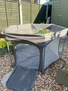 Miniuno playpen