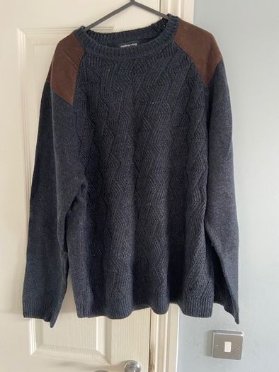 Red Herring jumper