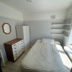 Double bed and all itens together- Bedroom Furniture - Collection 24th May