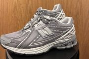New Balance 1906R