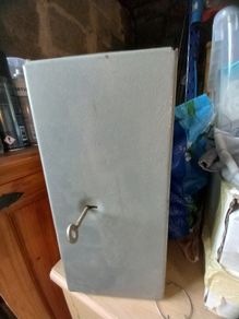 gunbox very safe once etached to solid wall real strong galvanized .it holds safely  from a shotgun. To hand gun very securely.