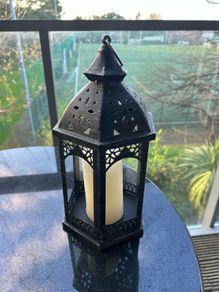 Lantern colour black