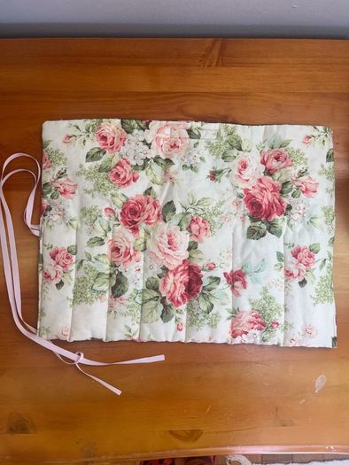Make-up brush bag