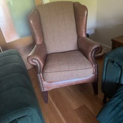 Tetrad armchair