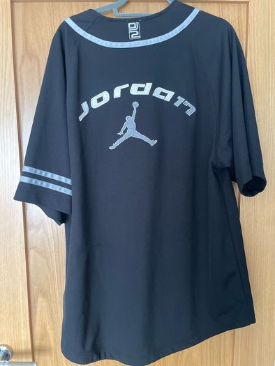 Jordan Top Size L