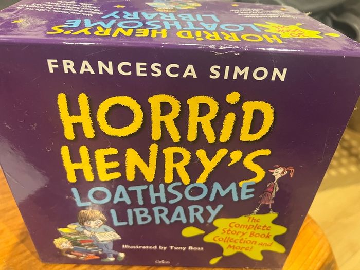 Horrid Henry Boxset 24 books