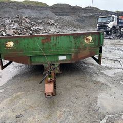 Low loader