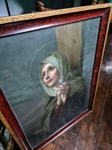 Vintage 1934 large print Mater Dolorosa glass wood framed