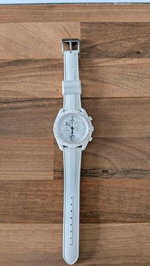Mission to Moonphase Snoopy Watch