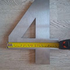 Huge house numbers, 4 & 6