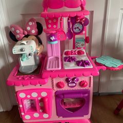 Minnie Mouse Kitchen