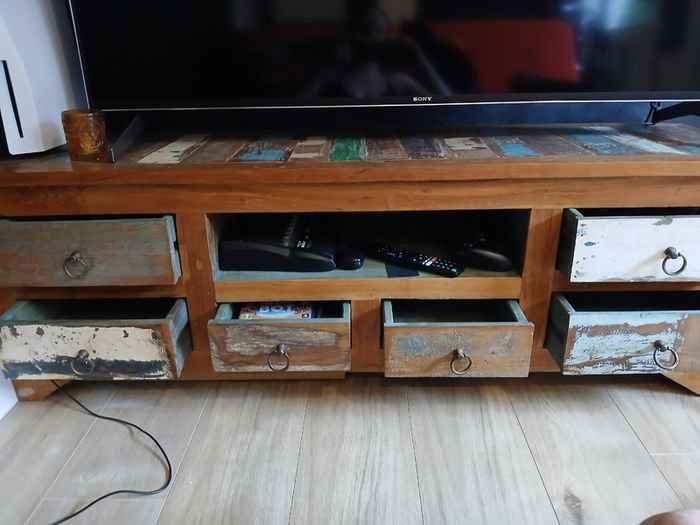 TV/Media Unit