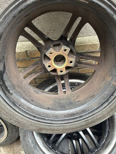 Alloy wheels