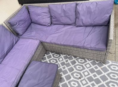 Corner sofa