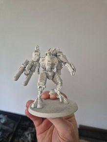 warhammer 40k Tau commander